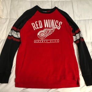 Red wings long sleeve